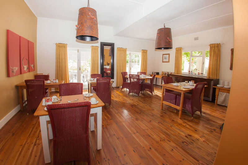 Somerset Villa Guesthouse Сомерсет-Вест Екстер'єр фото