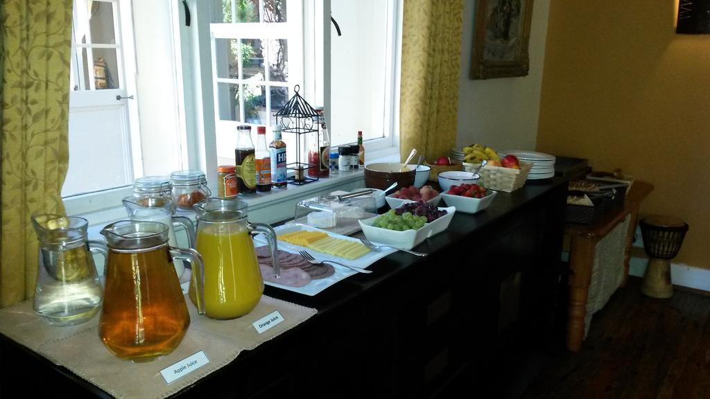 Somerset Villa Guesthouse Сомерсет-Вест Екстер'єр фото
