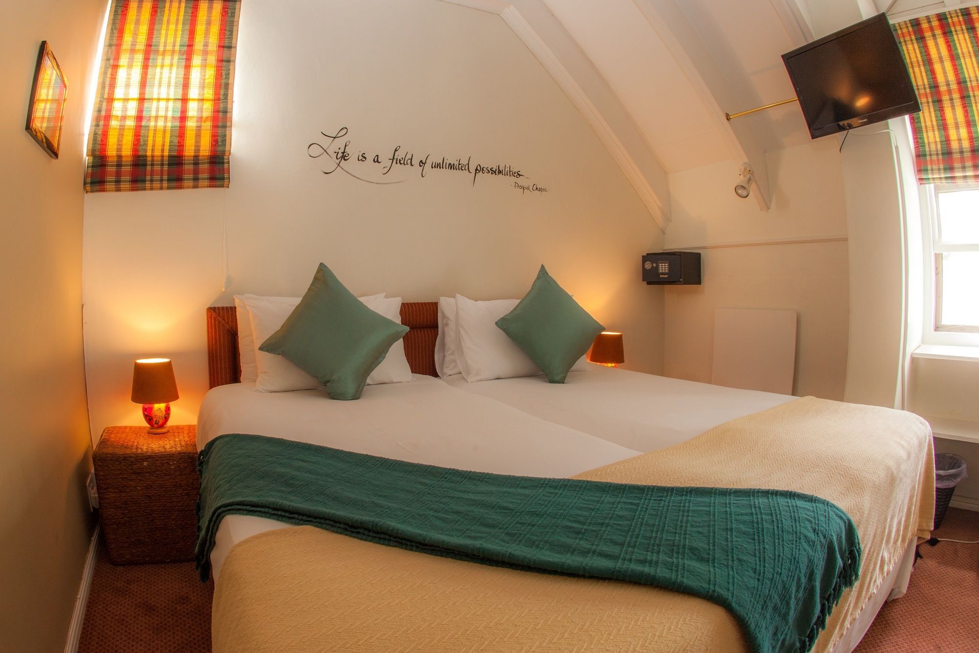 Somerset Villa Guesthouse Сомерсет-Вест Екстер'єр фото